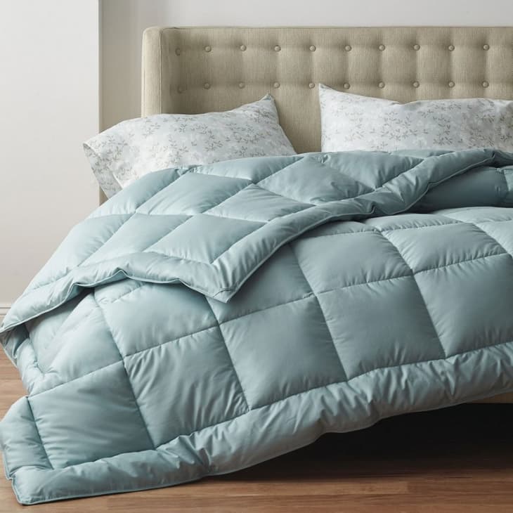 The Best Colored Comforters to Buy for Your Bedroom | Apartment Therapy